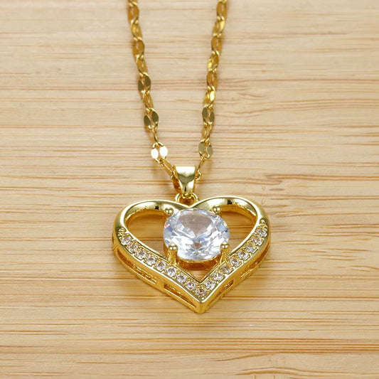 Htpwe Artificial Gems Heart Pendant Necklace for Women Golden Stainless Steel Lips Neck Chain Female Necklaces Jewelry for Girl